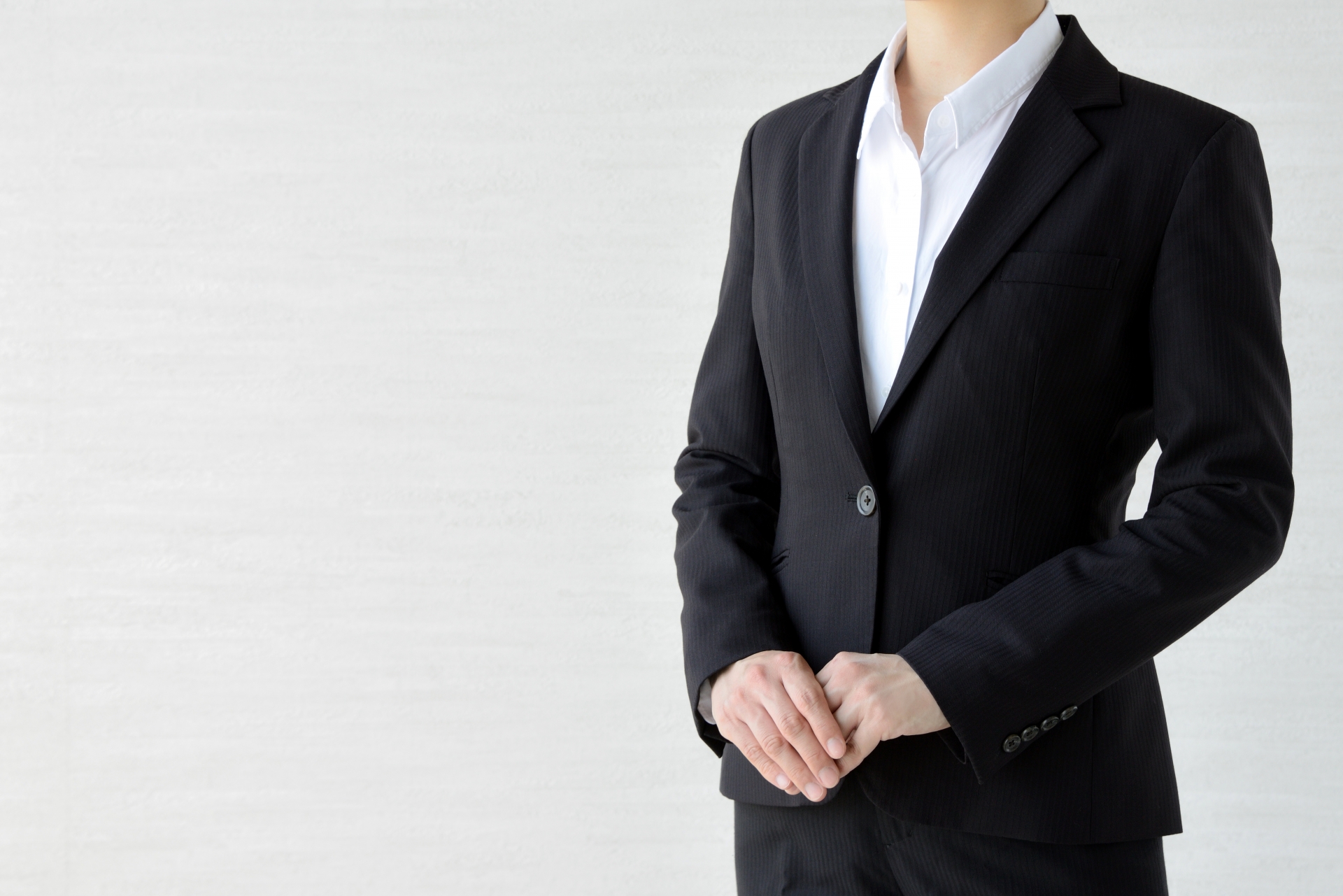 ビジネススーツを着た女性