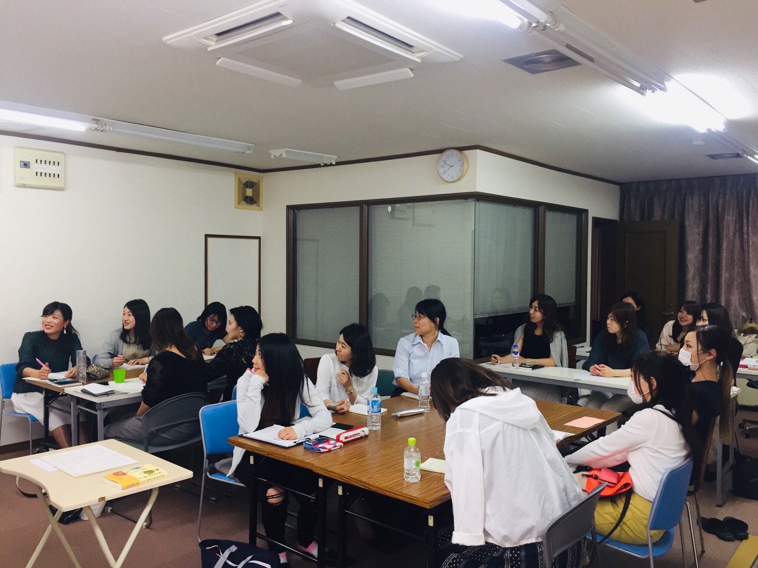 「小悪魔養成講座」京都MORE美セミナーの様子
